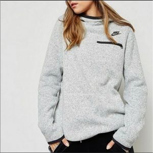 Nike Sportswear Summit Hoodie